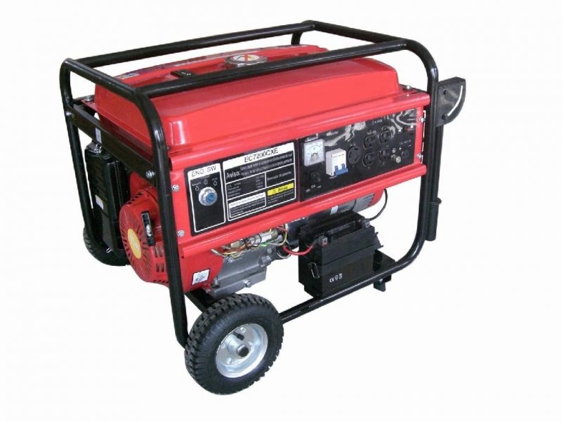 Benzinovyiy generator 60